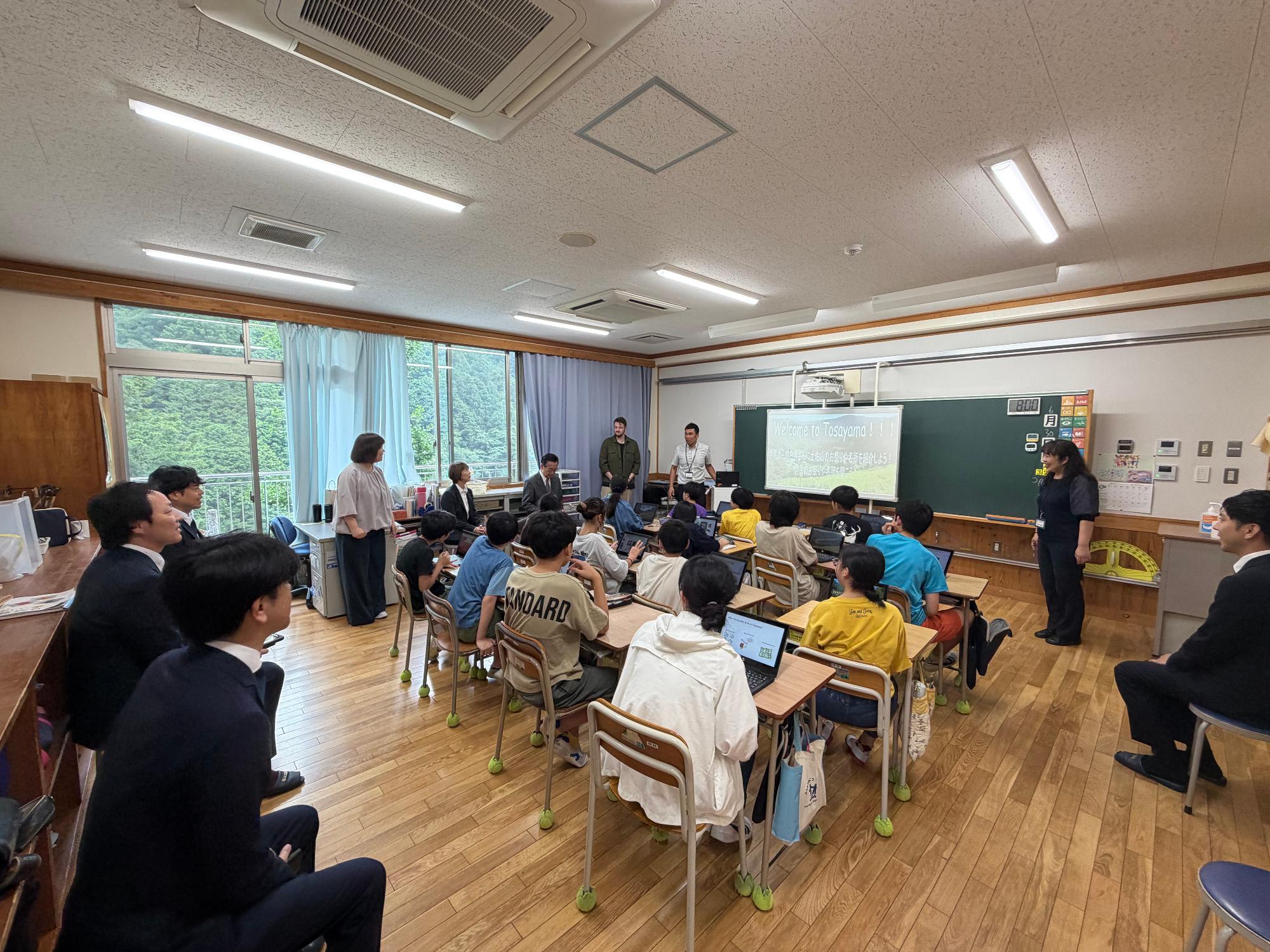 R08土佐山学舎の授業の様子見学