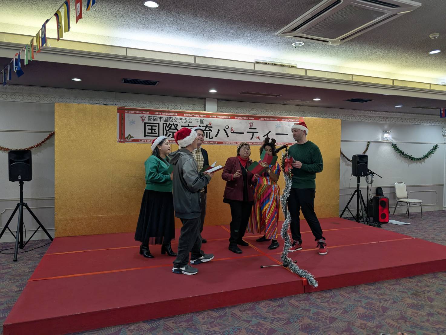 国際交流パーティーの様子1