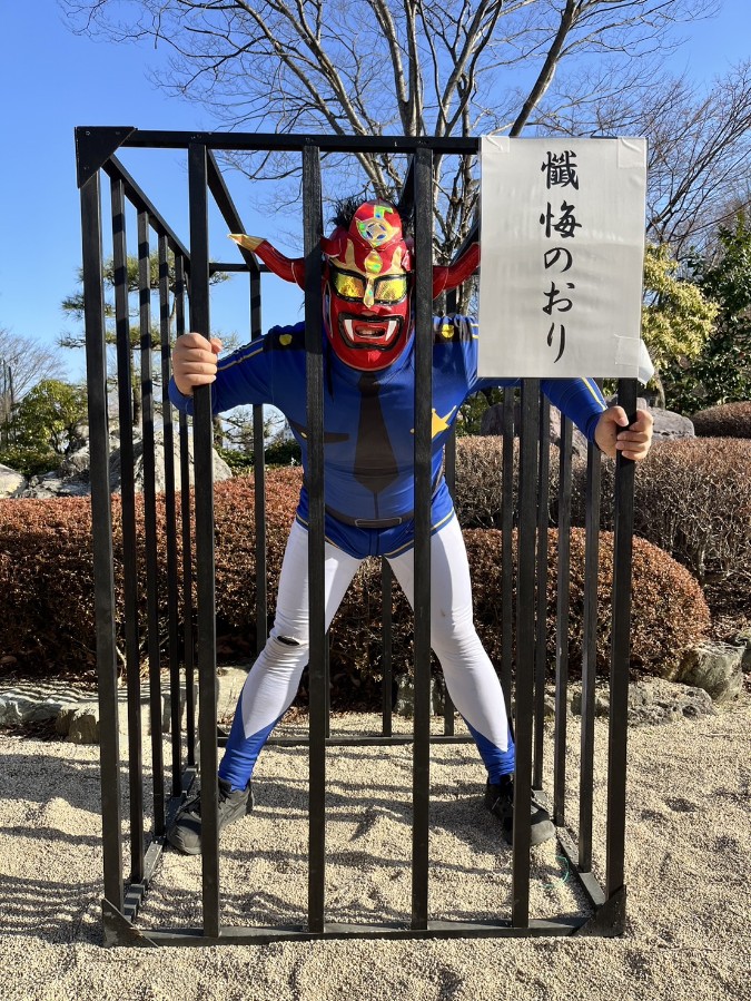 つかまったポリス大佐