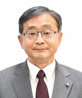 窪田行隆議員の写真