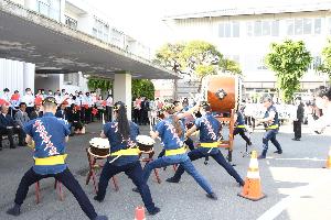 中国江陰市訪問団を歓迎する上州藤岡上杉管領太鼓