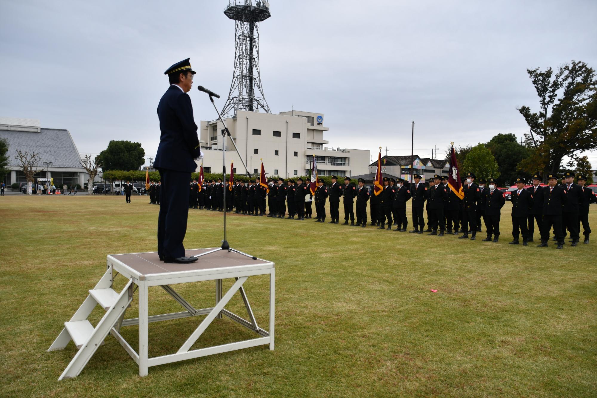 R6秋季点検にて講評を行う新井市長