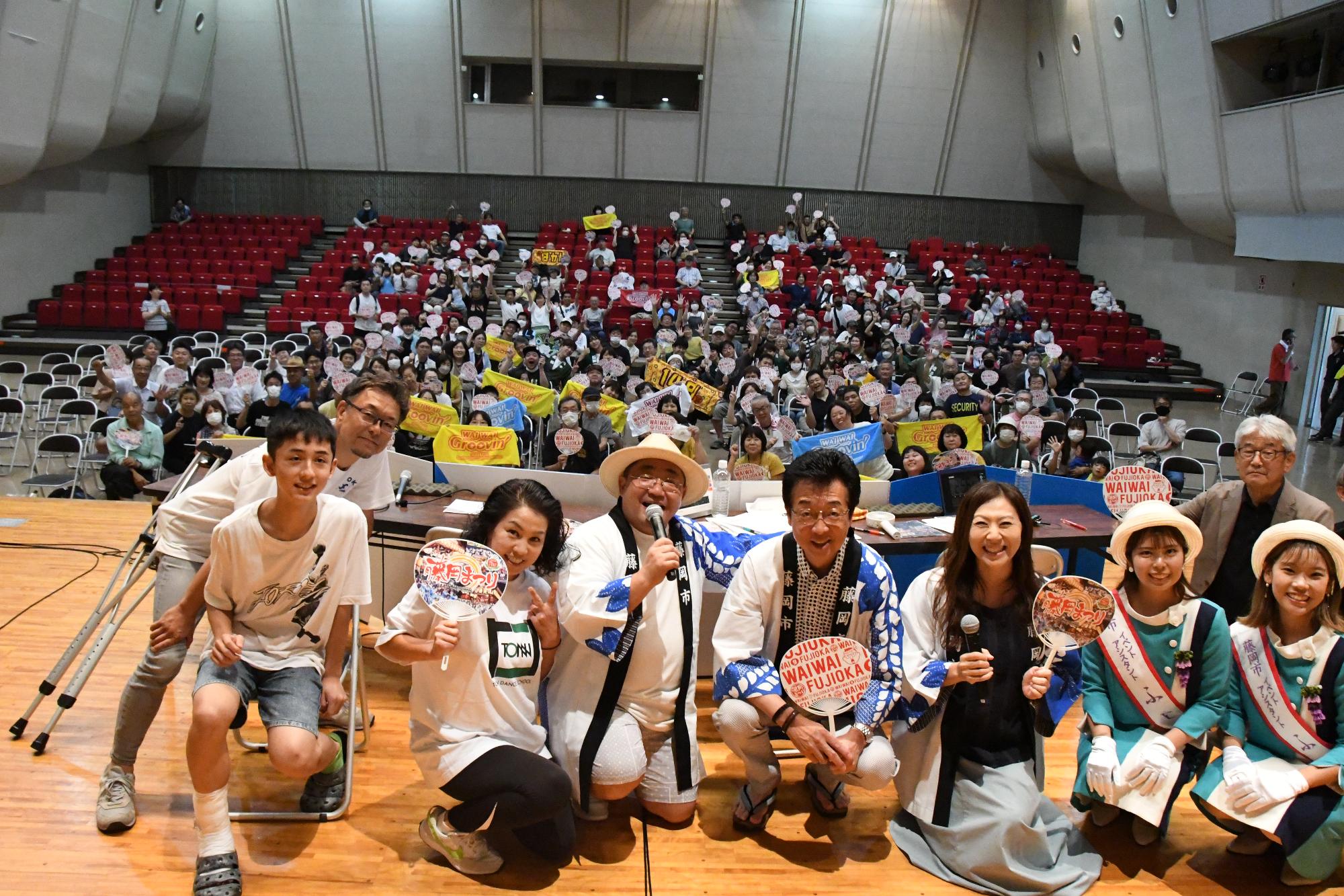 生放送終了後に撮影した参加者全員との集合写真