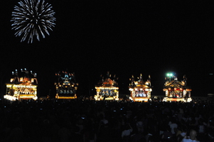 鬼石夏祭りの様子