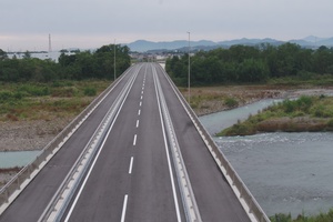 主要地方道　寺尾藤岡線バイパス開通した道路