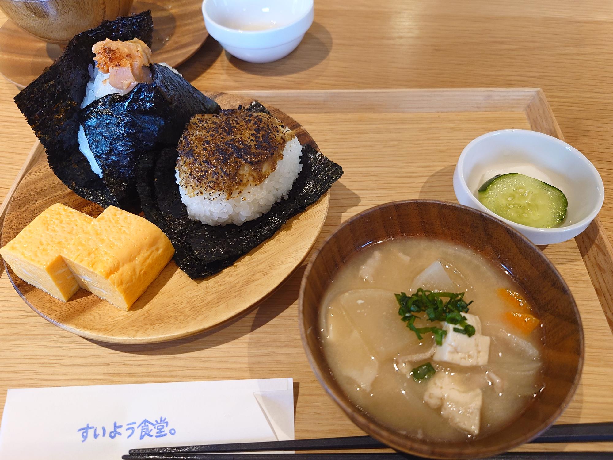 おにぎりプレートの画像