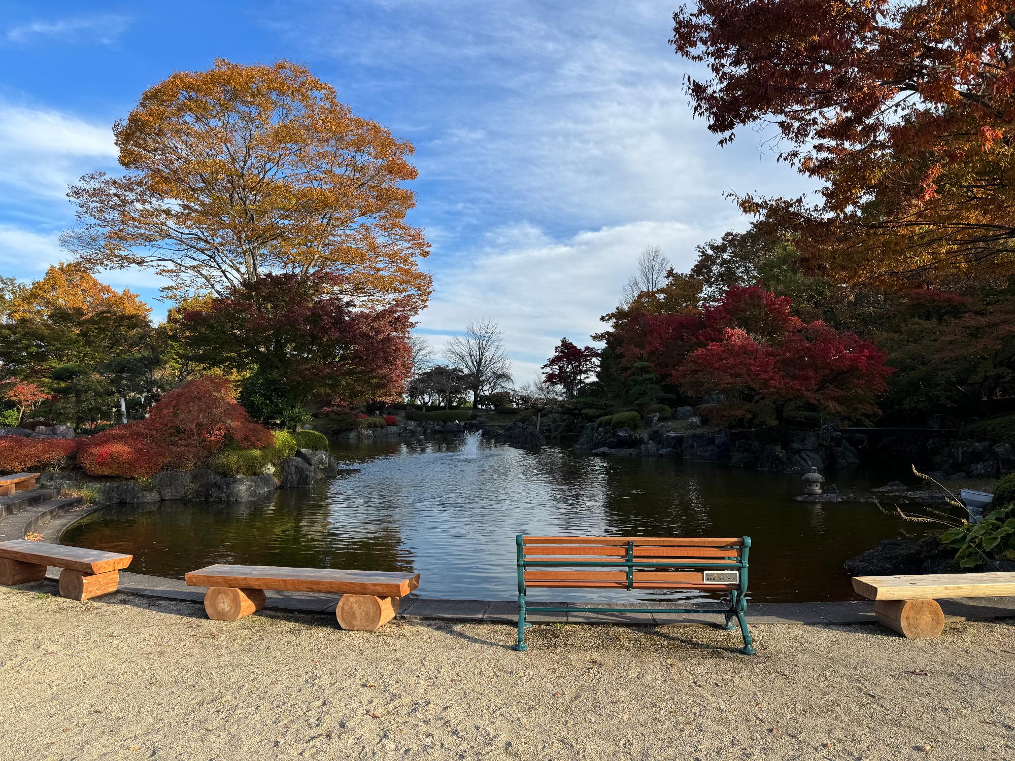 第1の広場の紅葉の様子