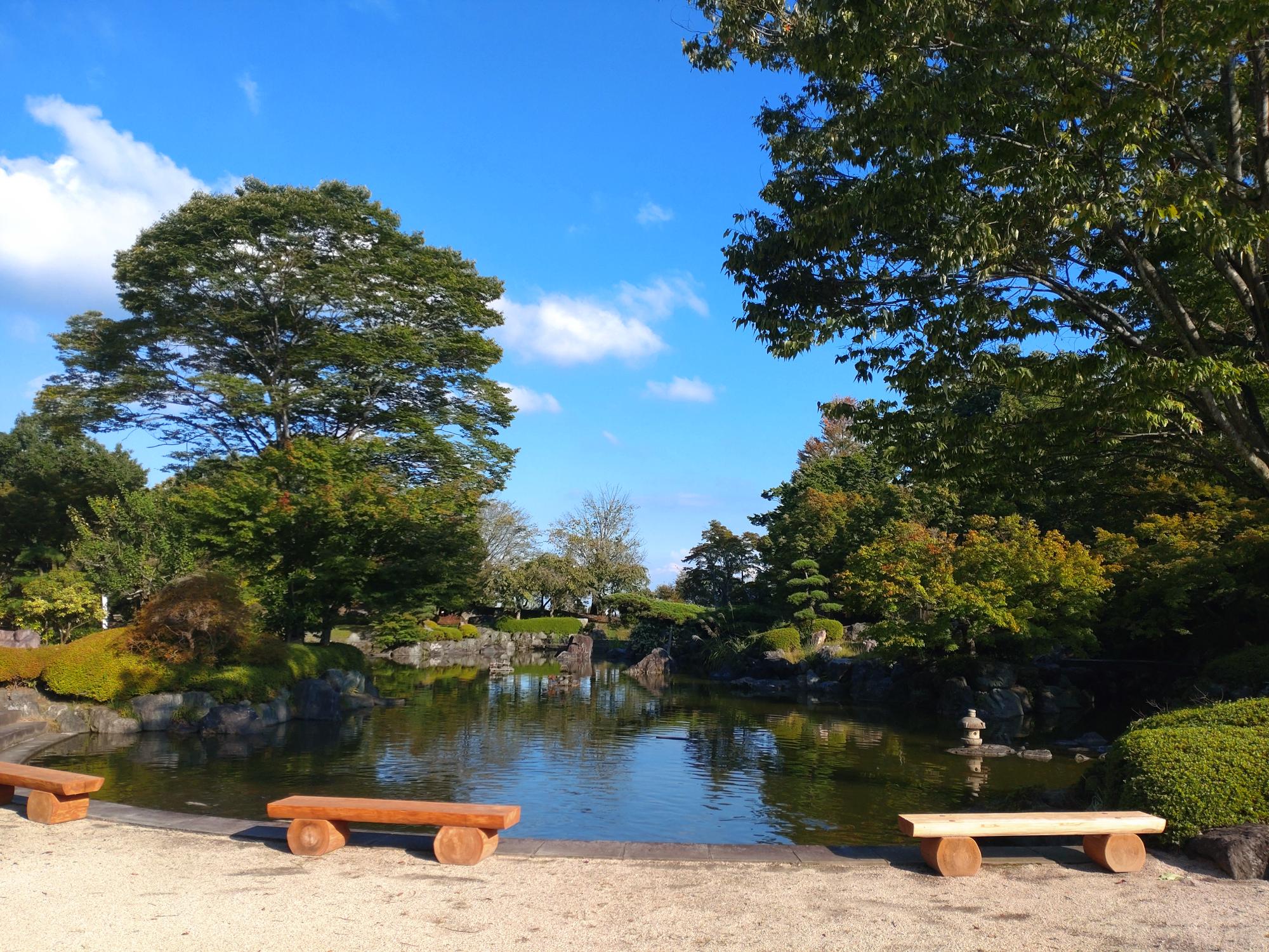 桜山公園日本庭園