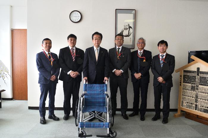 車椅子の寄付