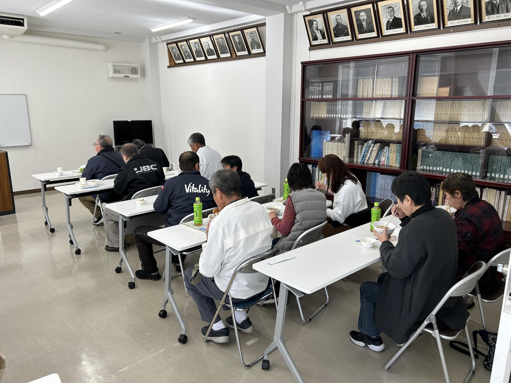 小野地区防災ハンドブックを活用した防災講座の様子2