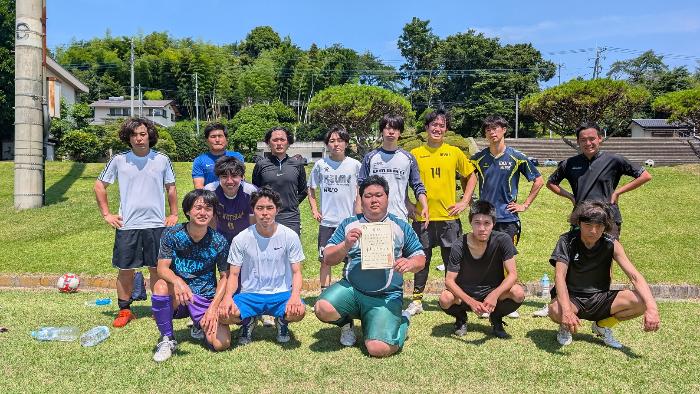 優勝した鬼石デビルスのメンバー