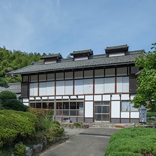 母屋兼蚕室
